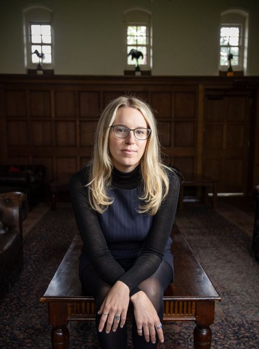 Portrait of Kelsey Doerkson at Oxford college